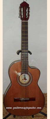 guitarra de Paracho de caobilla con pinabete modelo MDCO vista 3